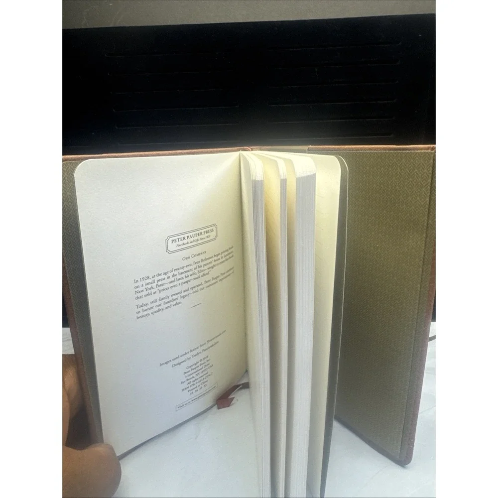Tree of Life Journal (Vegan Leather‎ Notebook) Hardcover. Beautiful Book.